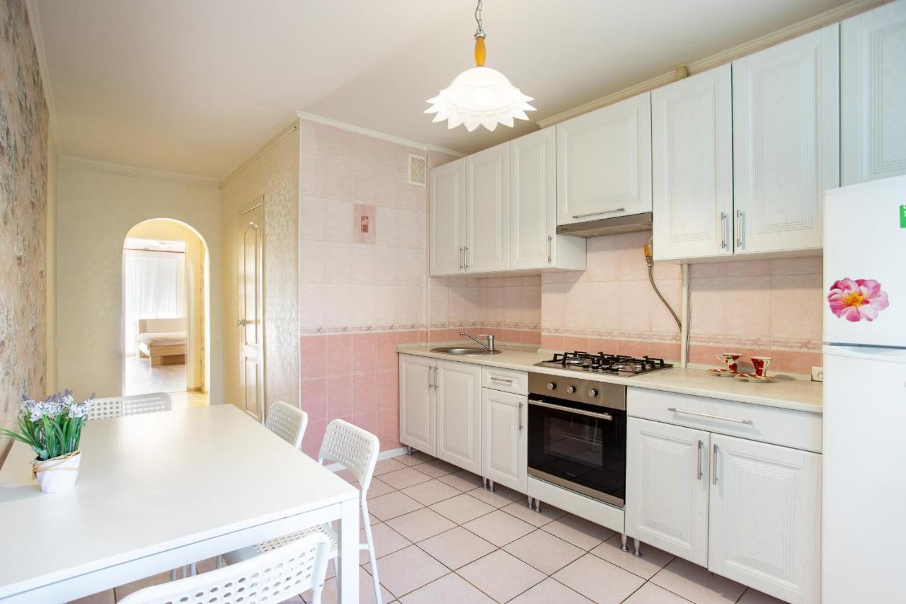 ניקולייב Apartment On Central Avenue-3 Slobodskaya מראה חיצוני תמונה