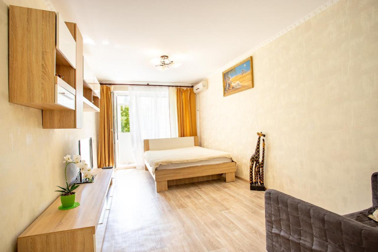 ניקולייב Apartment On Central Avenue-3 Slobodskaya מראה חיצוני תמונה