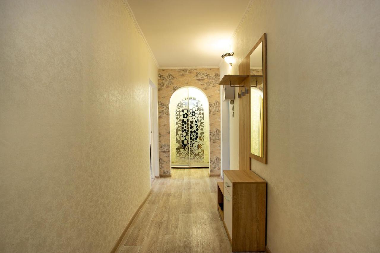 ניקולייב Apartment On Central Avenue-3 Slobodskaya מראה חיצוני תמונה